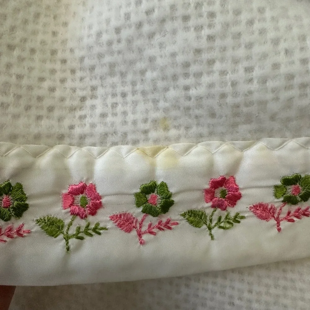 Vintage Cream Waffle Weave Thermal Blanket Pink Floral Embroidered Satin Trim